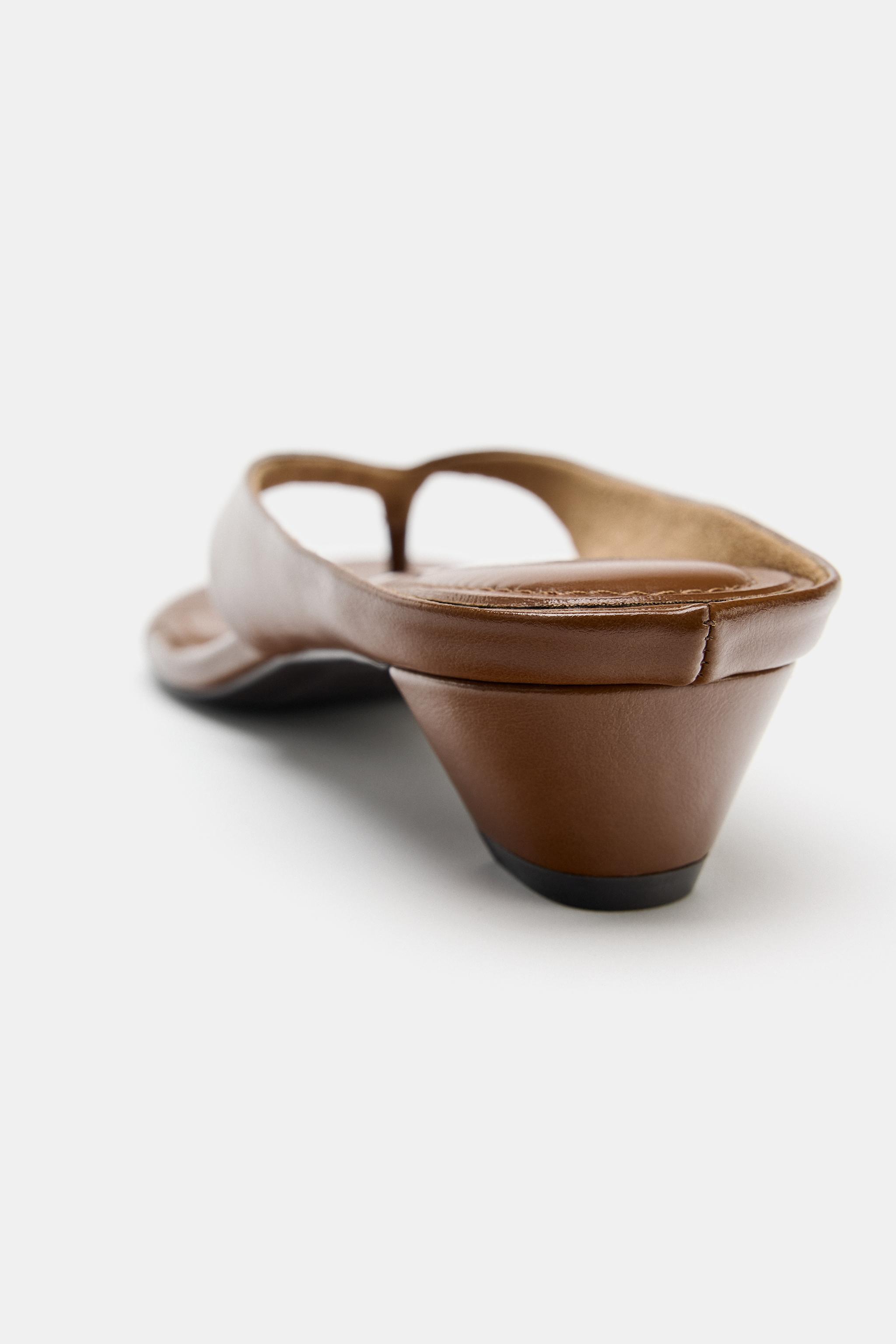 KITTEN HEEL SANDALS